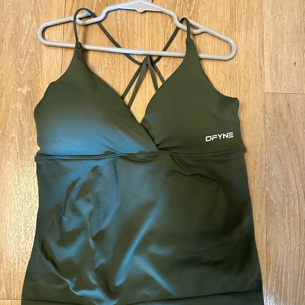DFYNE, Willow Strappy Tank Top, BRAND NEW